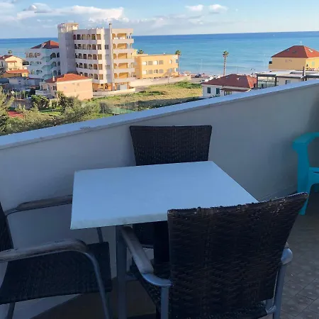 Appartement Attico Tacito Vintimille