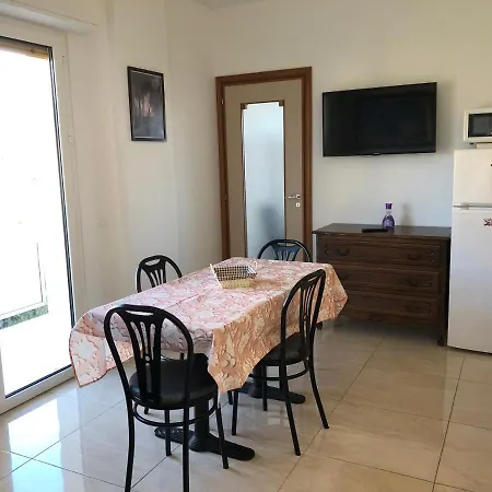 Lägenhet Attico Tacito Ventimiglia